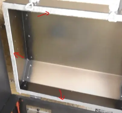Gasket to stop leakage.